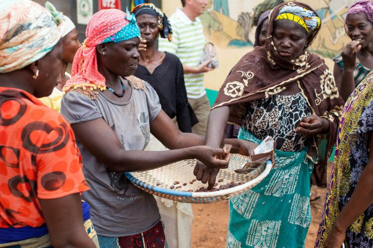 Fairtrade revises flagship standard for small scale farmers in its system