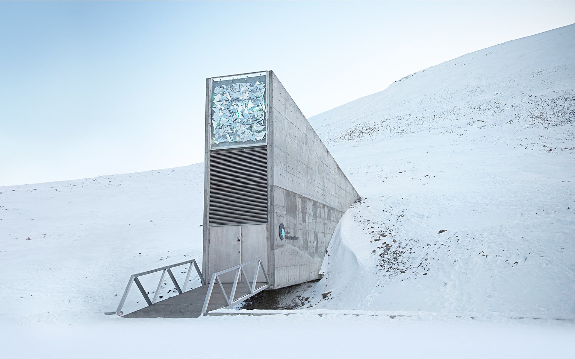 svalbard-global-22-1920x1200.jpg
