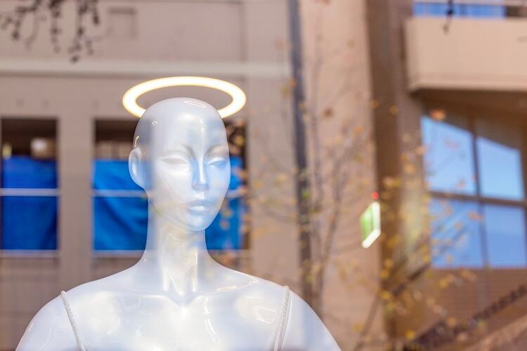 Does Eco-Score create a halo effect?