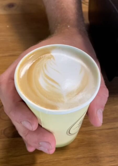 Black-eyed-peas-creama-in-coffee.png