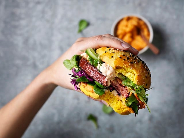 Nestle-launches-cook-from-raw-plant-based-burger-in-Europe_wrbm_large.jpg