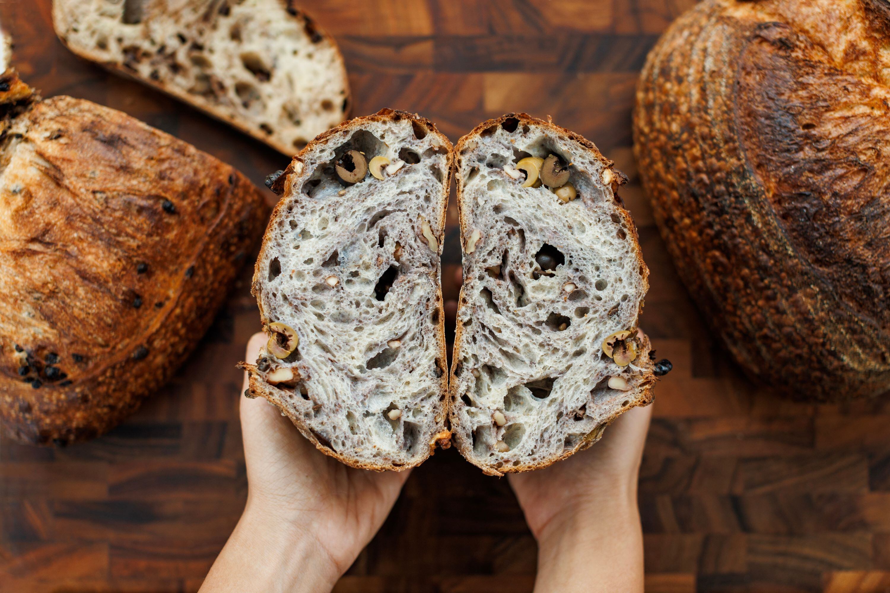 PROMOTIONAL FEATURE USE ONLY bread