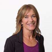 Julie  Emmett