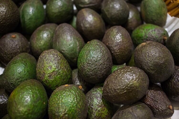Avocadoes-C-Getty-Images-puttpaii.jpg