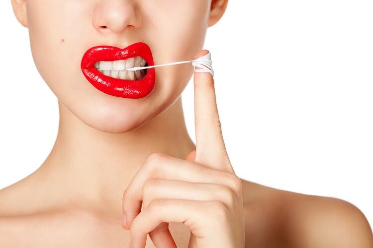 Plastic-free chewing gum