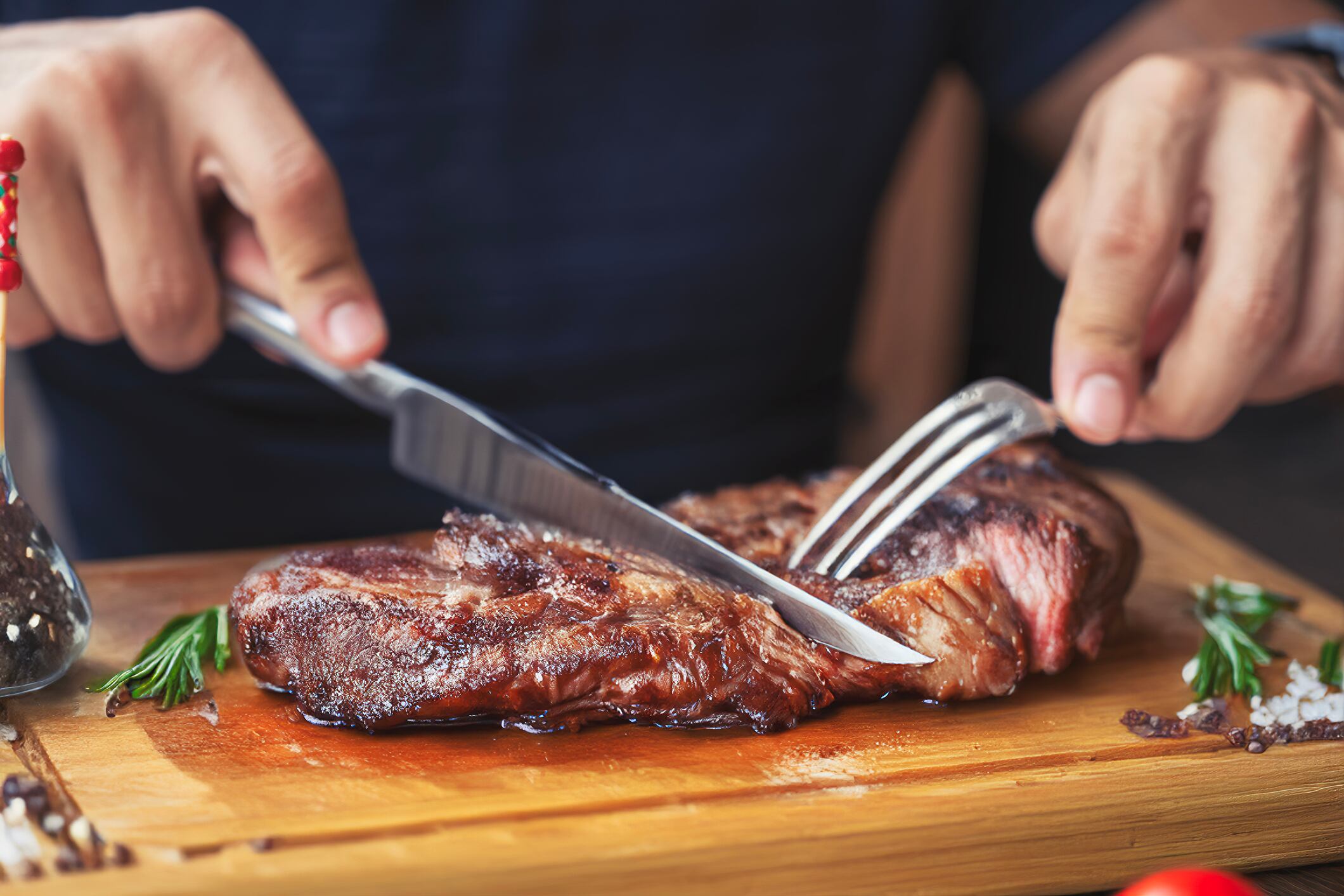 Q-protein offers improved nutrition, lower cholesterol, and higher fibre without losing the taste of traditional meat.