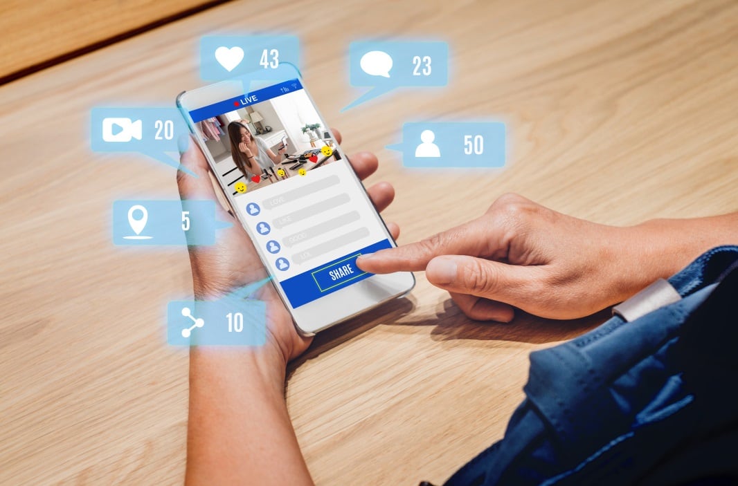 Fast food, ‘unhealthy’ snacks and sugary drinks dominate teen social media engagement