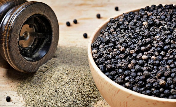 black-pepper-Eivaisla.jpg