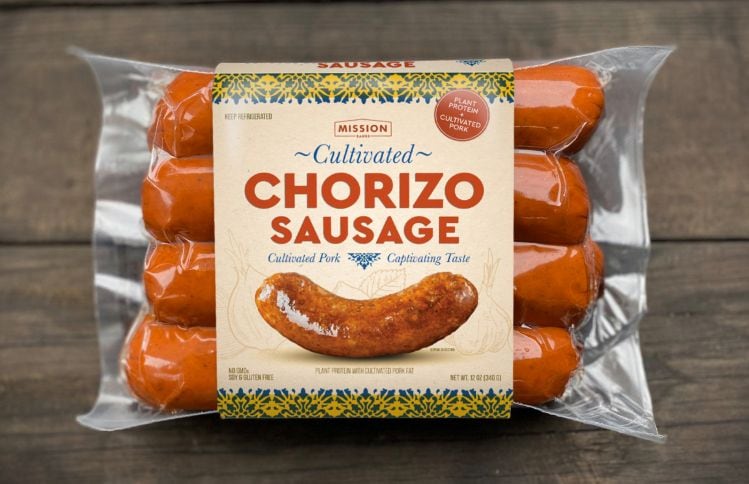 Mission-Barns-and-Silva-Sausage-test-drive-hybrid-sausages-blending-cell-cultured-animal-fat-and-plant-based-protein.jpg