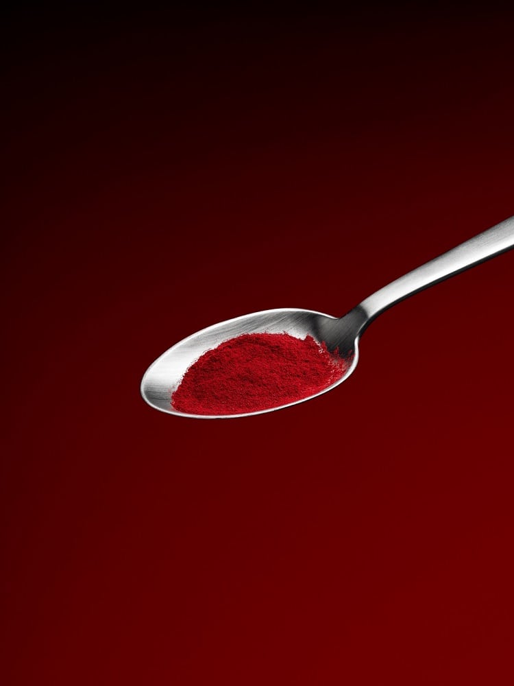 Chromologics_Natu.Red_powder_spoon-1.jpg