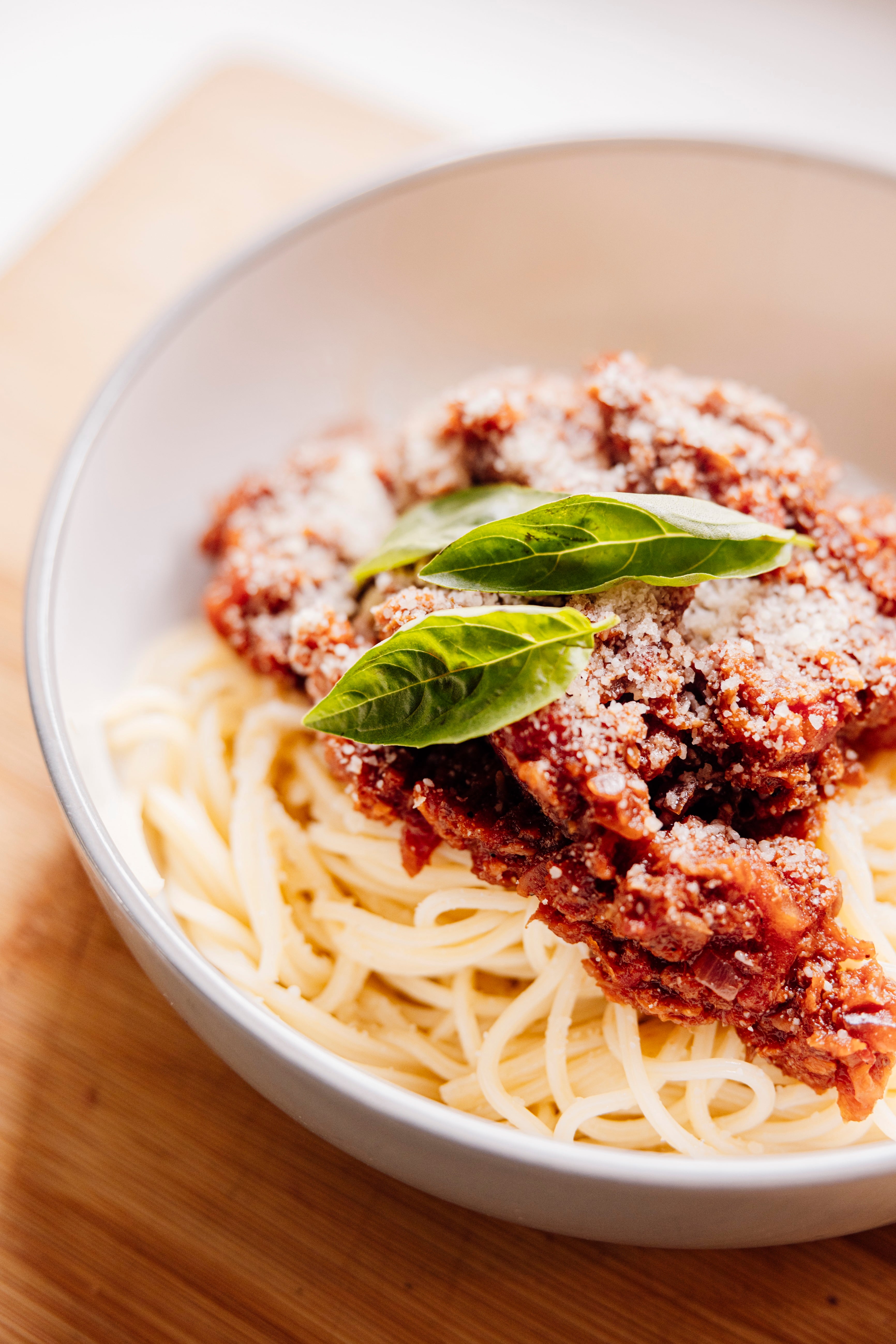 Prepared Mane Lion’s Mane mushroom steaks and mince in chilled packaging.