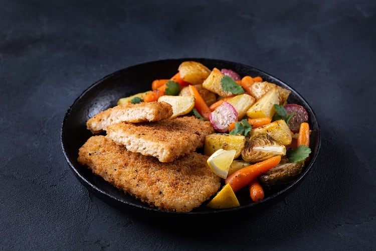 Plant-based-fish-GettyImages-Aamulya.jpg