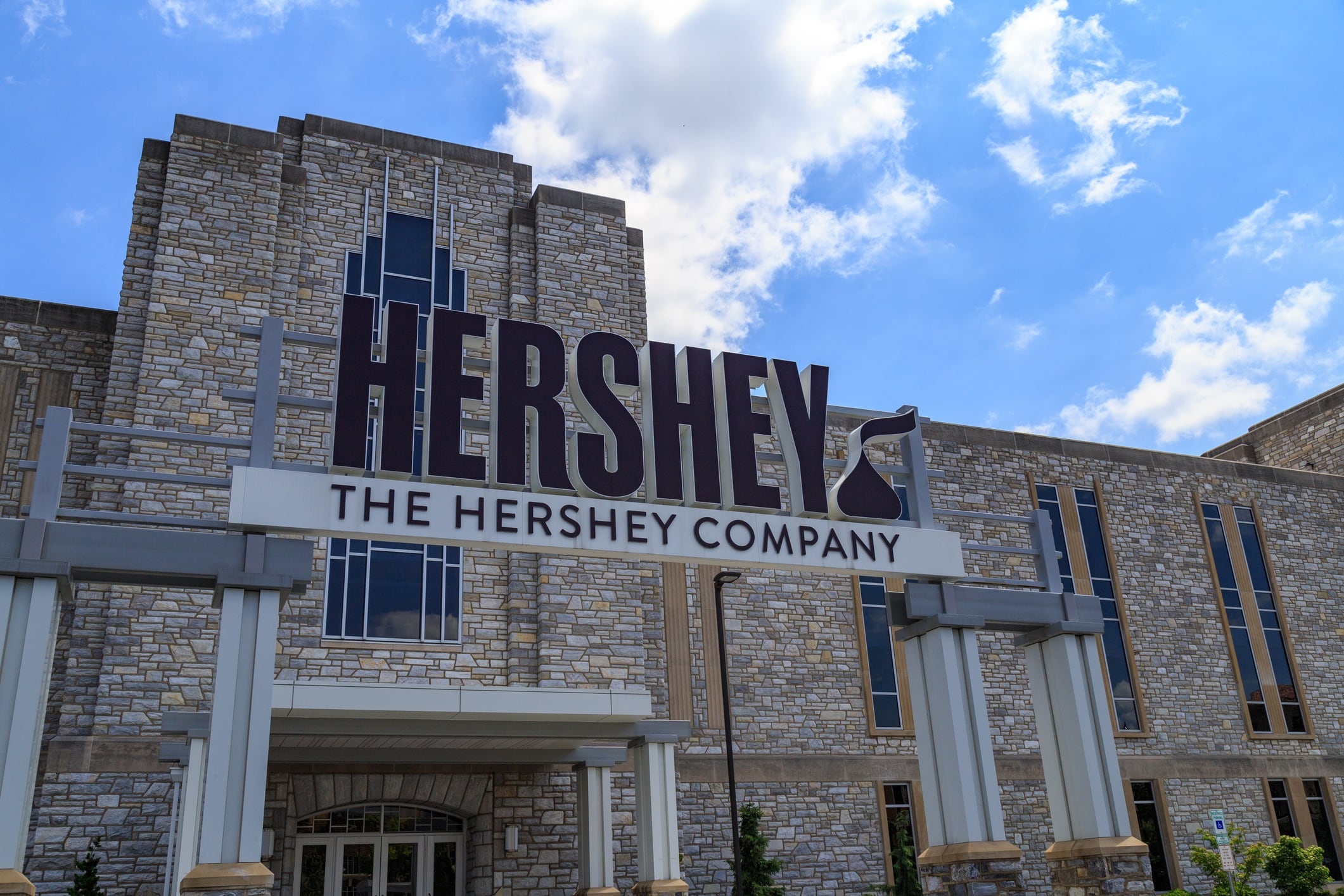 Hershey profit shock: 60% drop despite sales bump