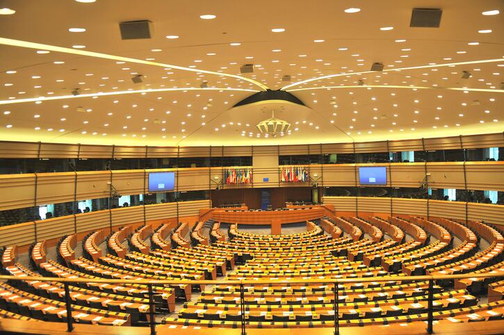 MEPs reject bill to cut pesticide use in half 