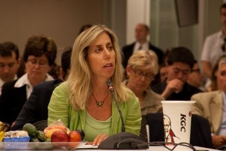Dr-Lisa-Young-portion-control.jpg