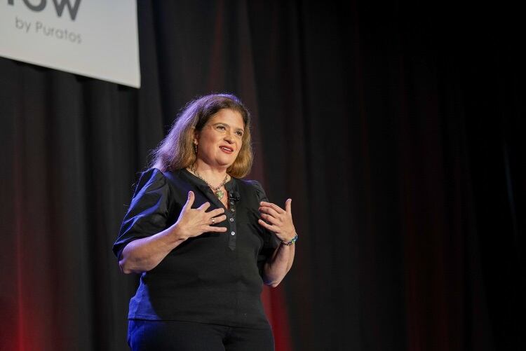 Alex-Guarnaschelli.jpg