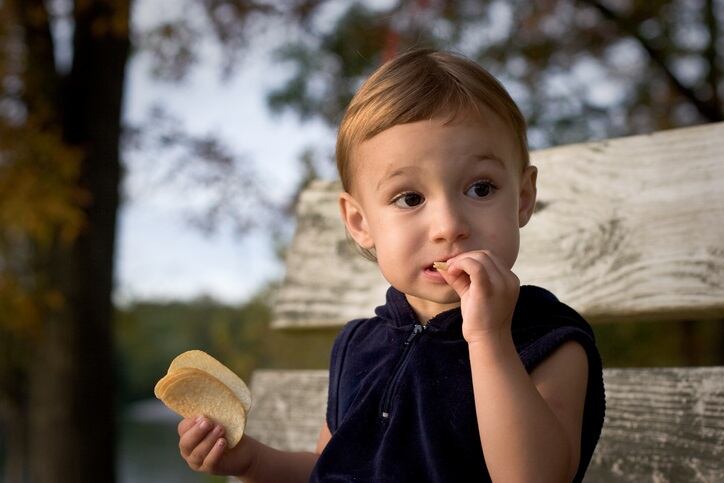 child-potato-chips-heksa.jpg