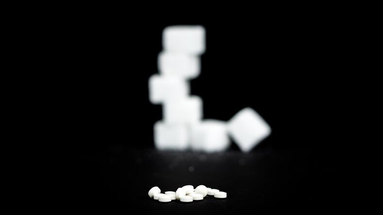 sugar-sweetener-CreditPeter-Csaszar.jpg