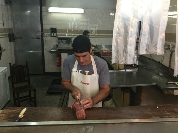 nelson-bragil-butcher-la-tierna-tierna-buenos-aires.jpg