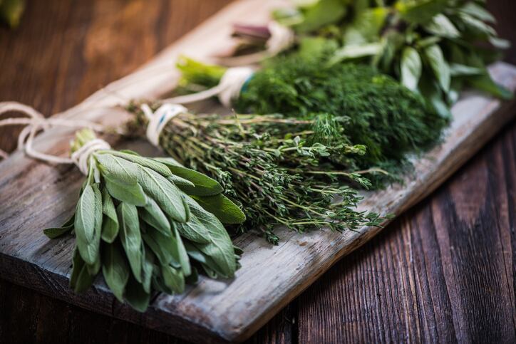 fresh-herbs-botanic-basil-merc67.jpg