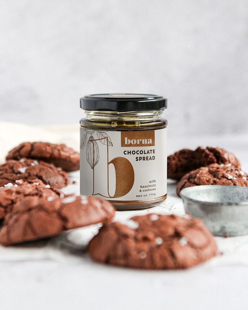 Chocolate spread inspired by high end confectionery