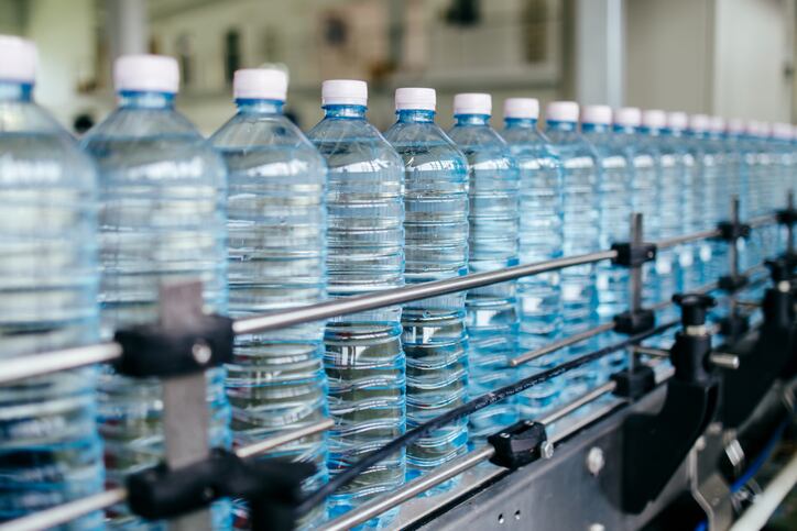 Plastic-Promises-report-tracks-corporate-progress-on-the-plastic-crisis.jpg