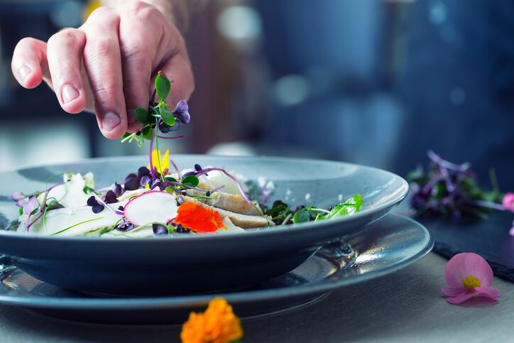 Support needed for the food industry’s ‘squeezed middle’: report