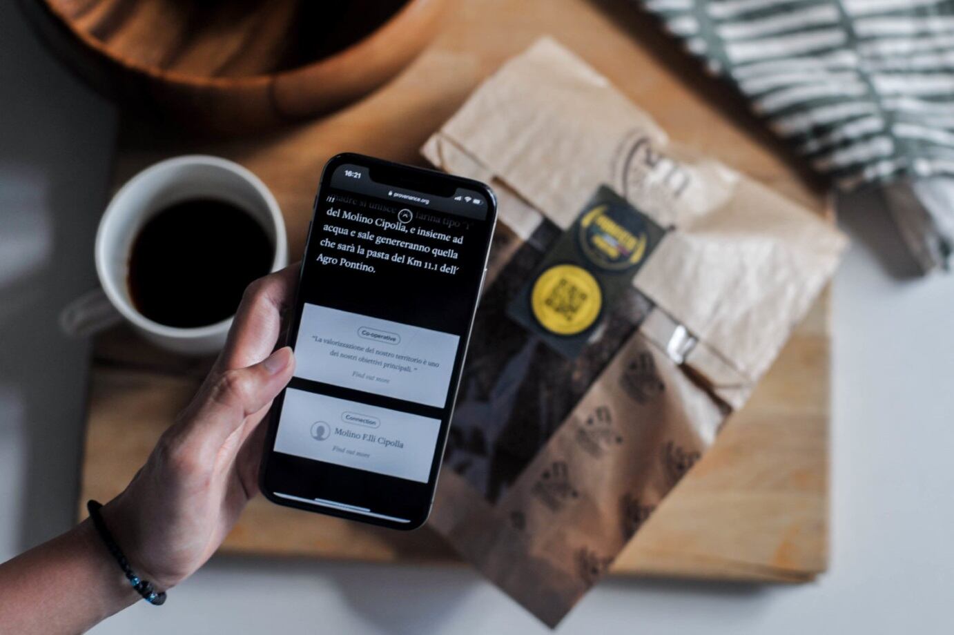 Provenance-consumer-communication.jpg