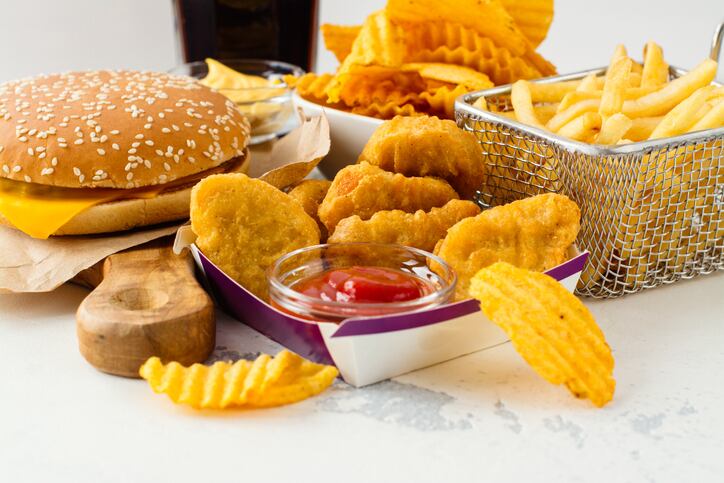 Inconvenient-truth-Aussies-spending-32-of-food-budgets-on-takeaways.jpg