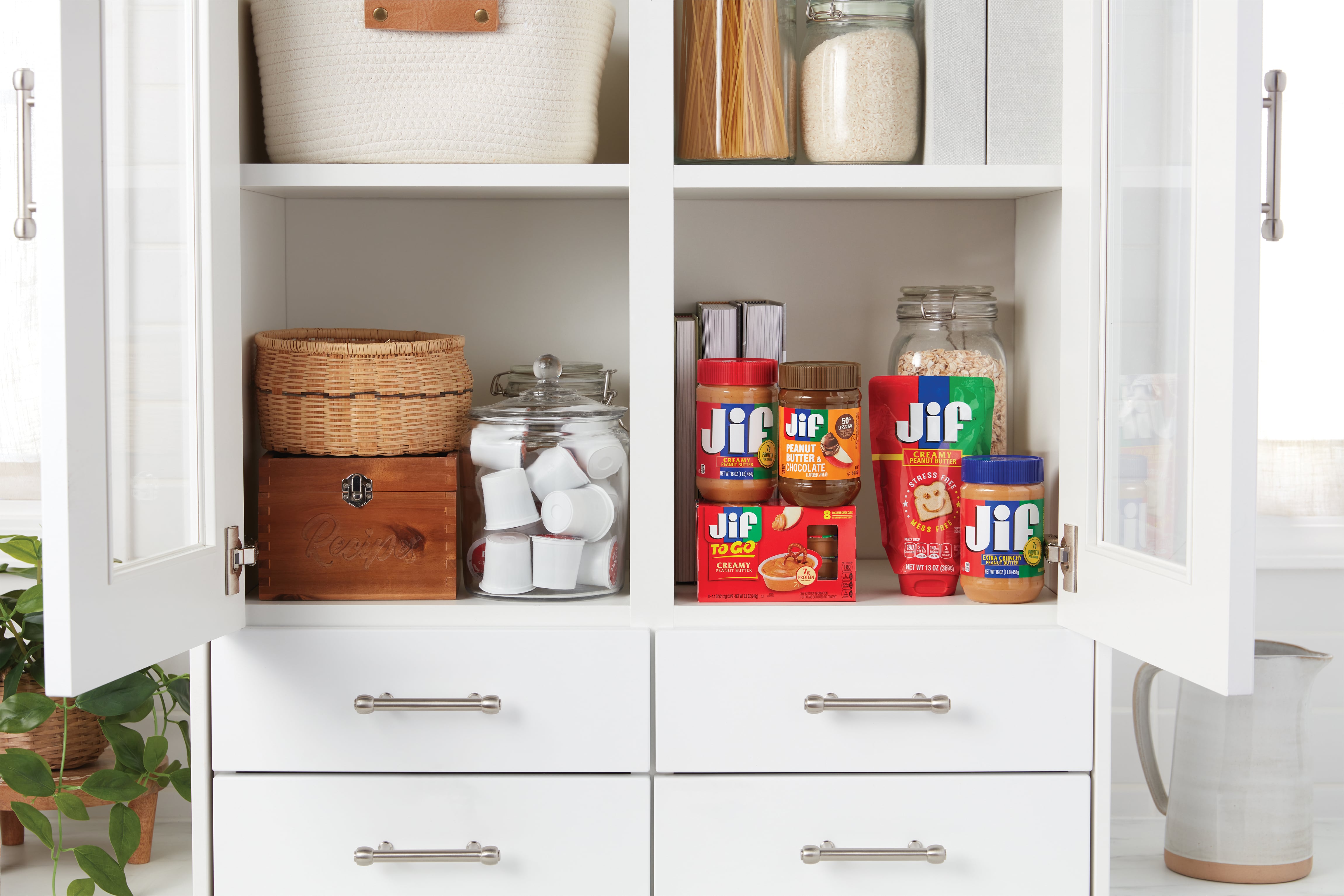 Jif's new look features its signature tri-color blocking and snacking imagery.
