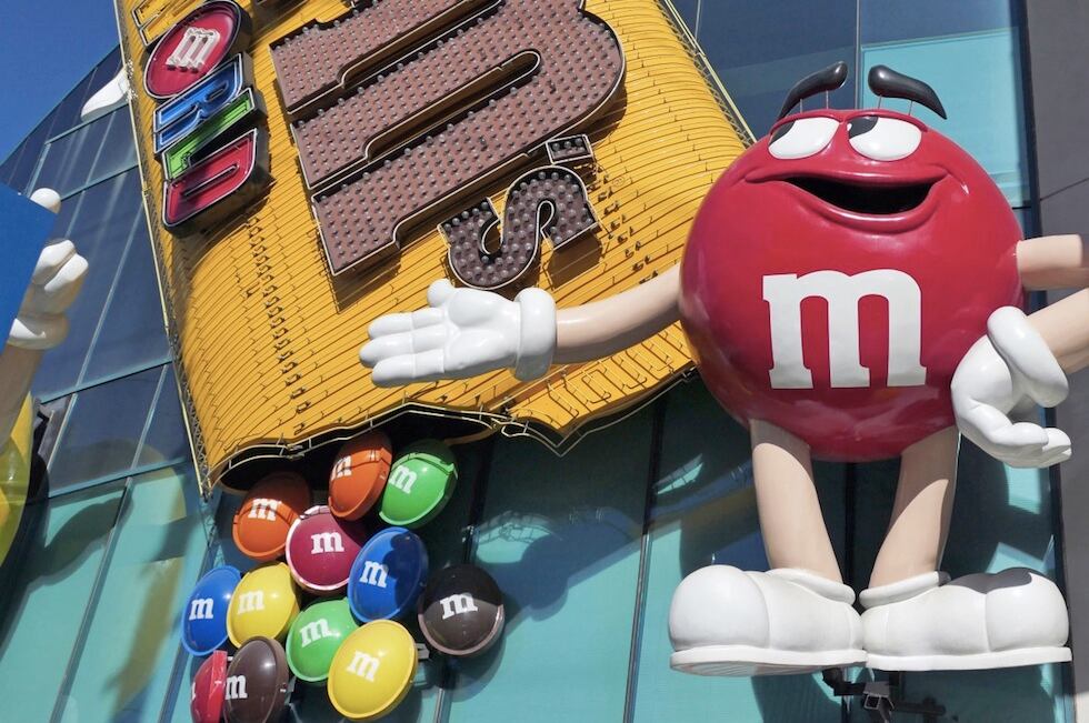 Mars-Wrigley-UK-offers-free-movie-tickets-through-chocolates.jpg