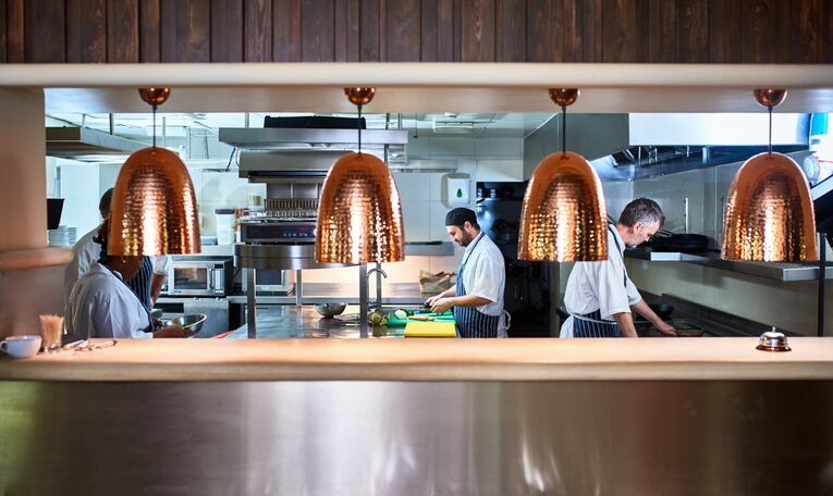 Digital carbon labelling partnership aims to cut catering industry emissions over 30% by 2025