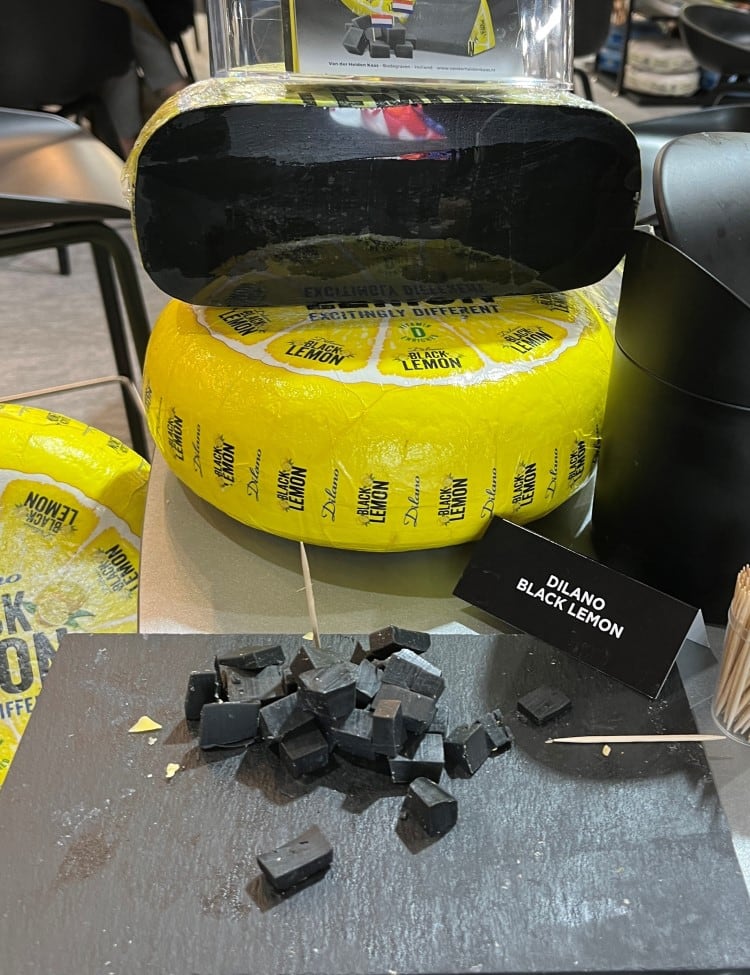 blackcheese.jpg