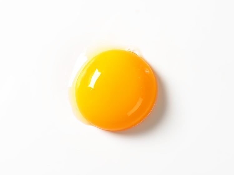 Plant-based egg separates yolk and white  