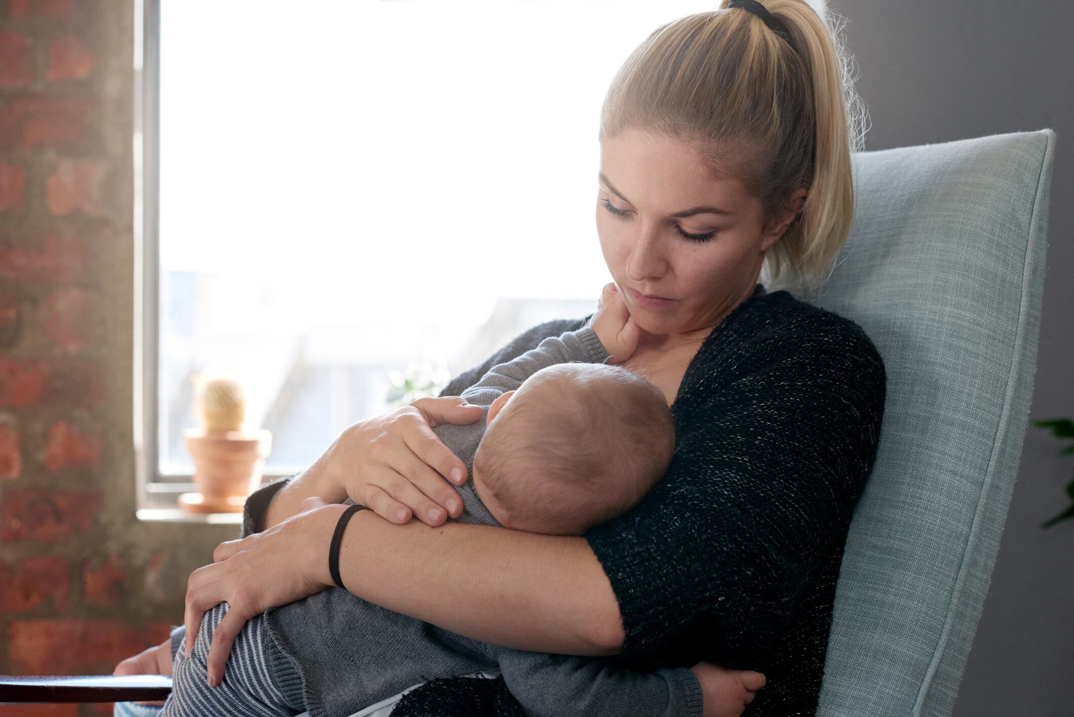 Baby-breast-feeding-C-Getty-Images-warrengoldswain.jpg