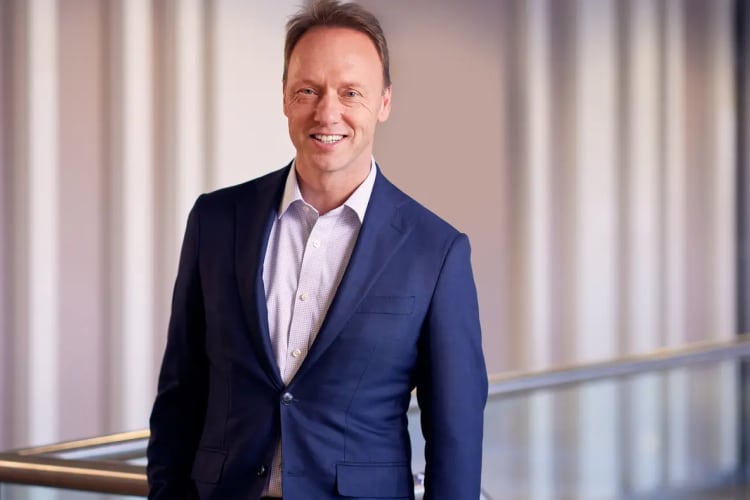Why did Unilever CEO Hein Schumacher step down?