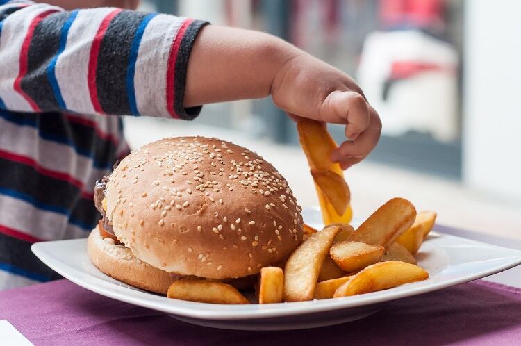 UK policymakers urged to ‘rebalance’ food prices: ‘It is too easy to make money from selling unhealthy food’