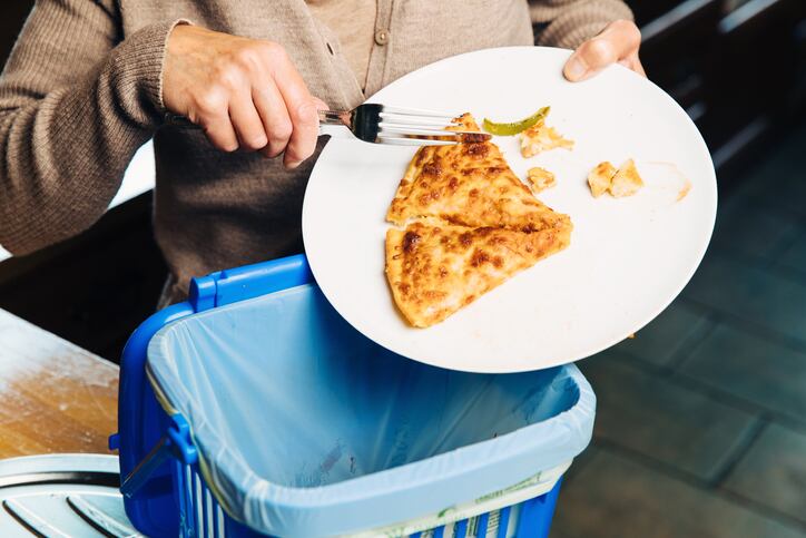 EU ‘wastes more food than it imports’, claims new report