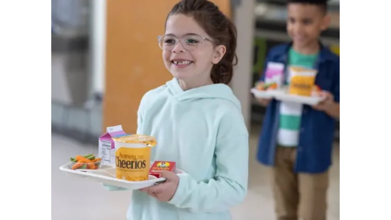 The maker of popular brands, including Cheerios, Chex, Trix, Lucky Charms and Cinnamon Toast Crunch, has removed artificial colors from all of its cereals.