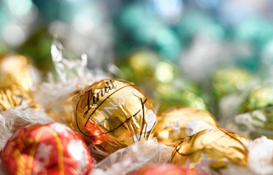 Cổ phiếu của Lindt trượt dốc khi chi phí ca cao làm rung chuyển niềm tin của nhà đầu tư