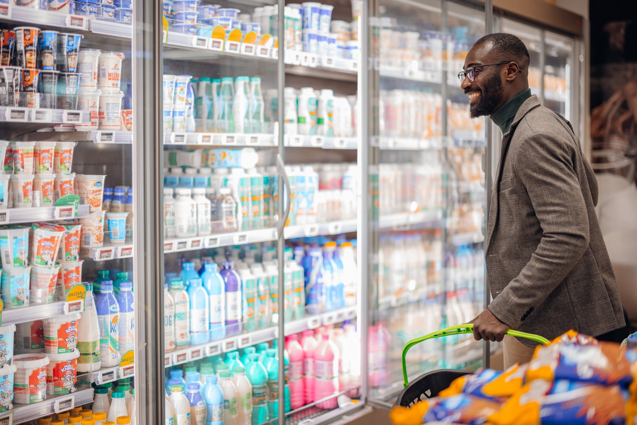 Ecommerce dairy sales are driving growth for mass merchandise outlets like Walmart and pure-play grocers like Kroger and Albertsons.