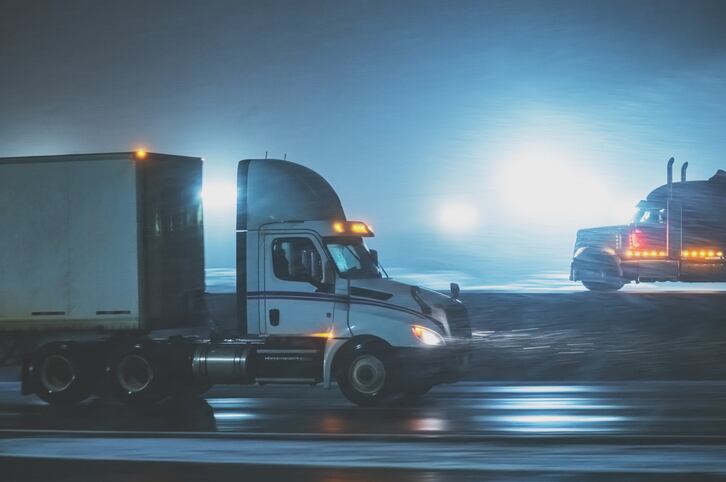 Trucking-legislation-that-could-ease-supply-chain-challenges-advances-in-House.jpg