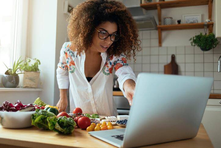 BMJ-study-Plant-based-pescatarian-diets-may-be-considered-for-protection-against-severe-COVID-19.jpg