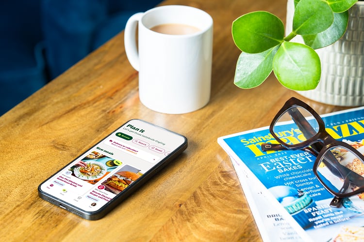 Do recipe box companies have a new competitor?