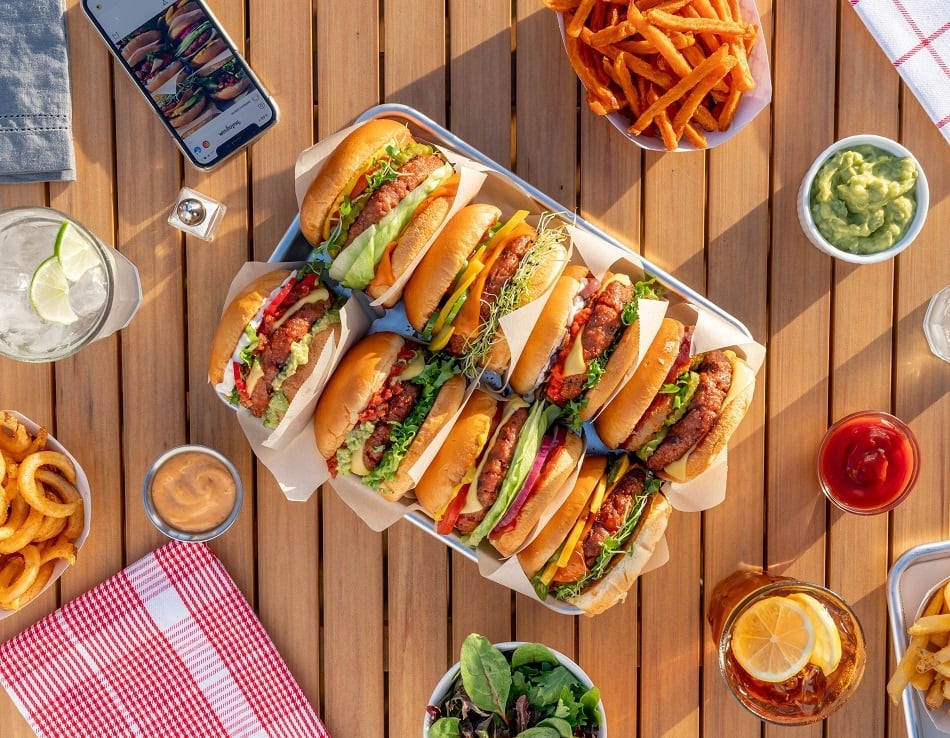 Maple Leaf Foods aims to emerge as refrigerated plant-based protein leader in North America