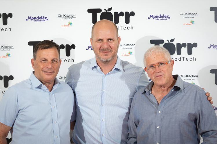 Torr FoodTech: Snack bars using compression and ultrasonic waves instead of sugary binders