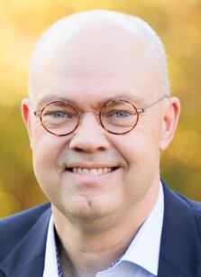 Mars-Poul_Weihrauch_Headshot-1.jpg