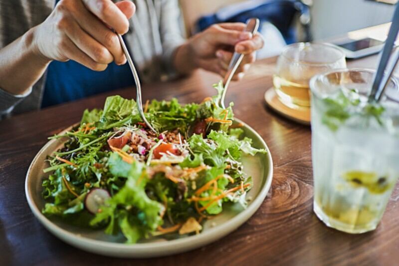 Cost benefits not cutting through: Australians still not switching to healthier diets despite price benefits