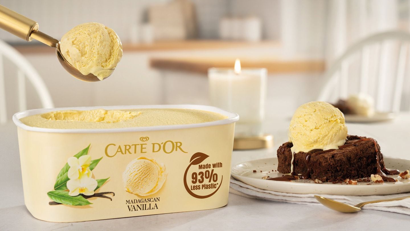 Paper ice cream tubs