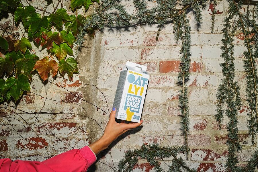 Can-Oatly-reinvigorate-slowing-oatmilk-category-sales-with-launch-unsweetened-clean-label-options.jpg